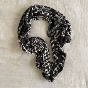 Michael Kors Scarf 🖤